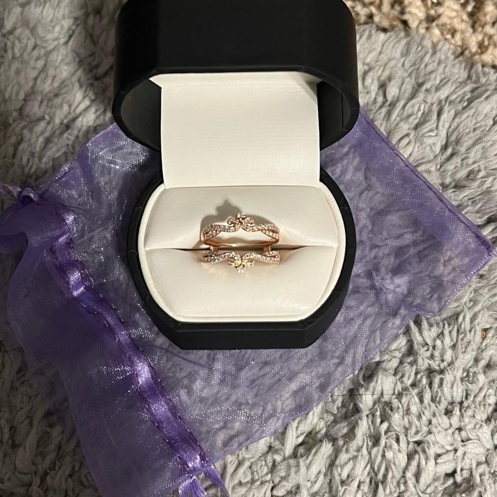 14KT Rose gold ring enhancer